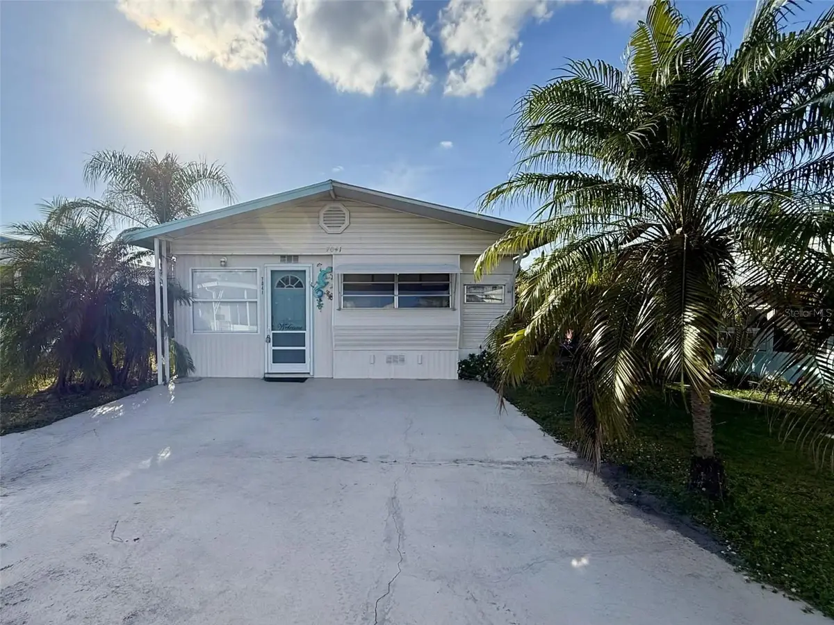 7041 Fairview Village Circle, Winter Haven, FL 33881 - Image #1