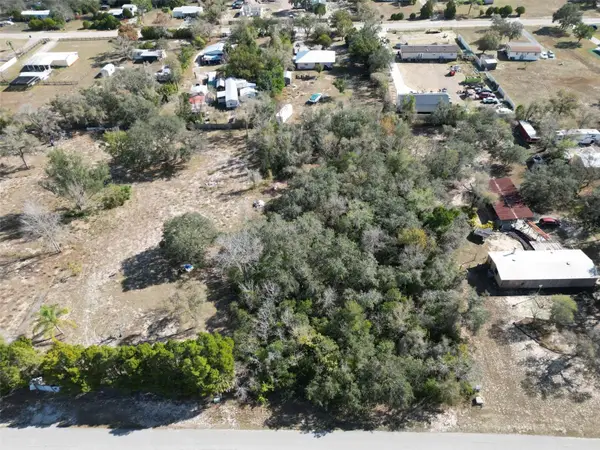 3930 Rolling Hills Court W, LAKE WALES, FL 33898