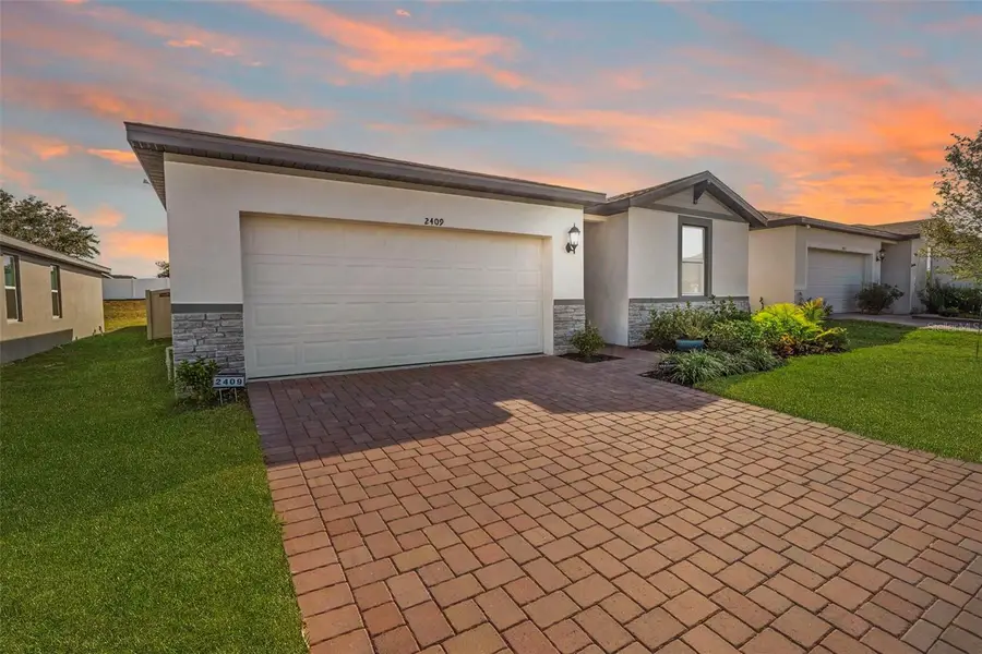 2409 White Tail Street, Davenport, FL 33837 - Image #2