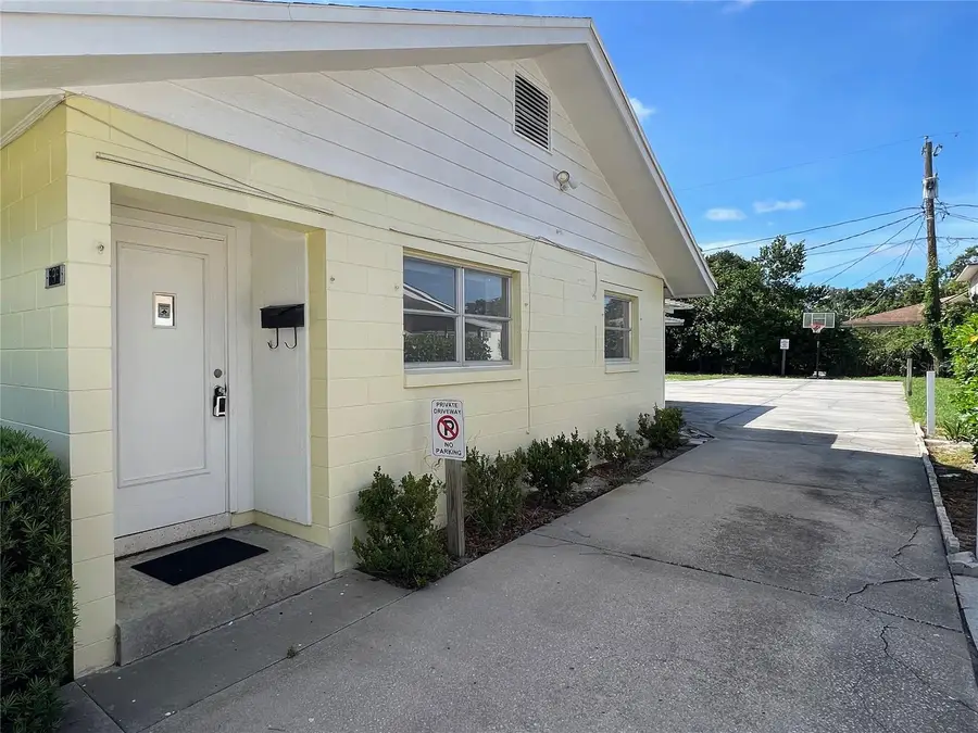 696 Avenue C Se, Winter Haven, FL 33880 - #2
