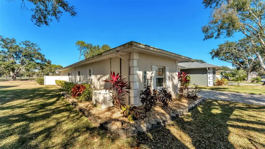 728 Canberra Road, Winter Haven, FL 33884 - Image #2
