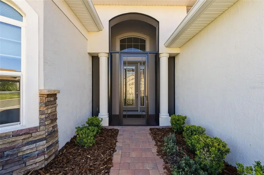 1033 Sawgrass Drive, Winter Haven, FL 33884 - Image #2