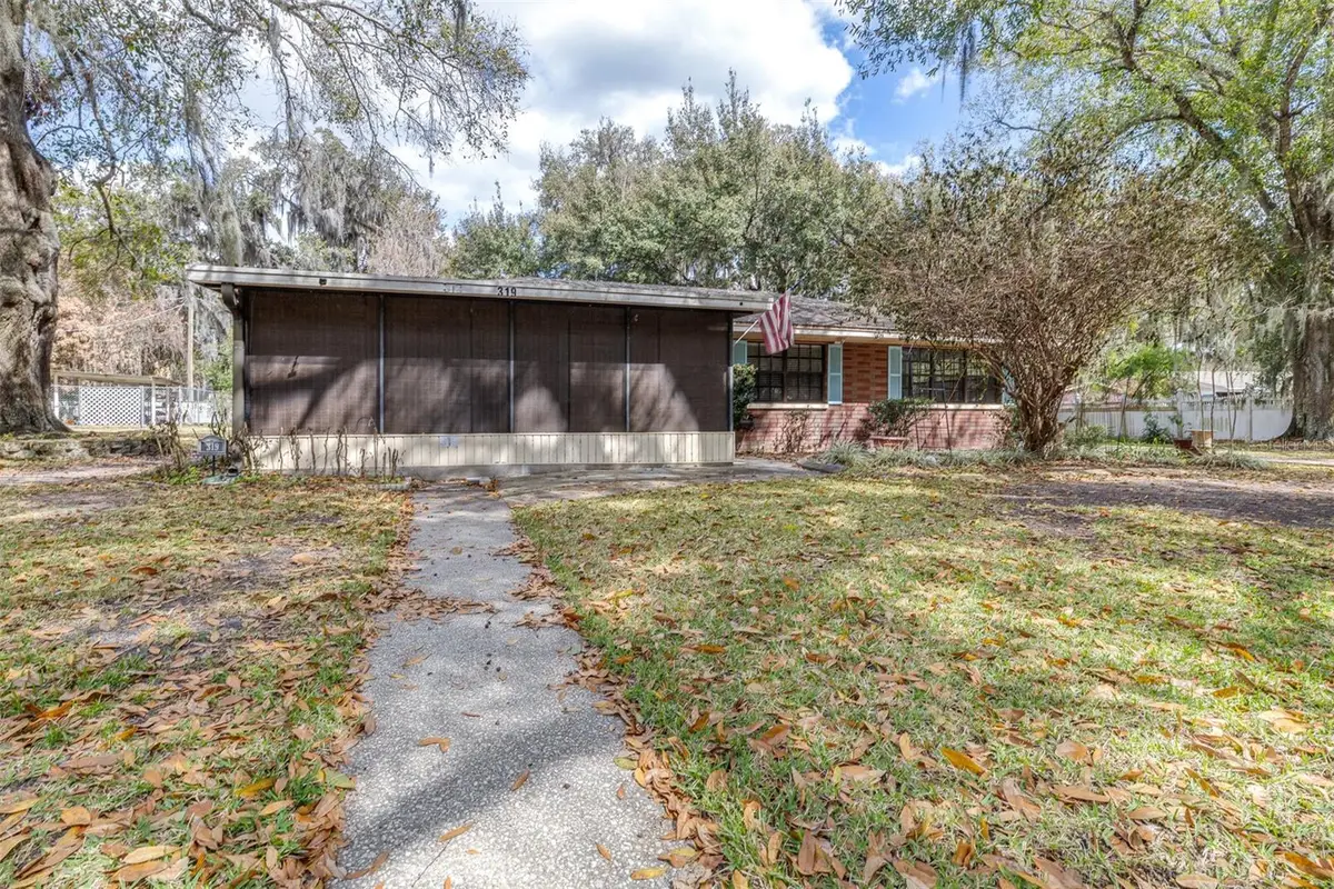 319 Granada Road, Auburndale, FL 33823 - #1