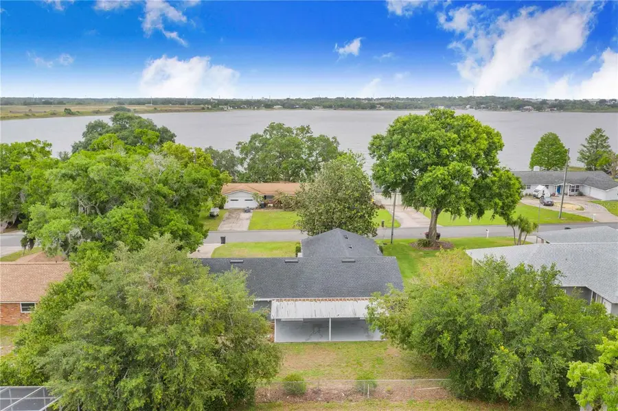 281 Paradise Island Drive, Haines City, FL 33844 - #2