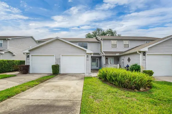 323 Orange Blossom Drive #323, WINTER HAVEN, FL 33880