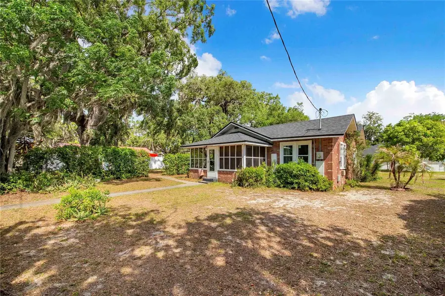 1104 Lake Avenue, Haines City, FL 33844 - #2