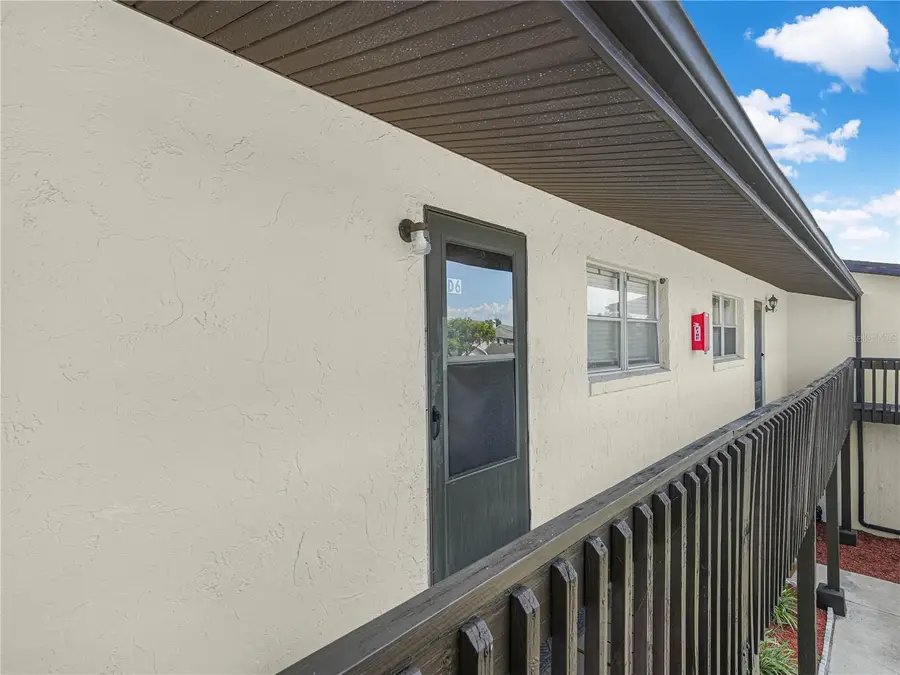 900 Avenue Z Se #D6, Winter Haven, FL 33880 - #3