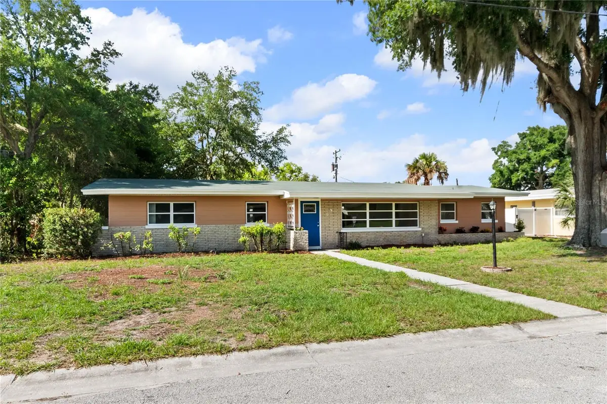 6 Golfview Circle Ne, Winter Haven, FL 33881 - #1