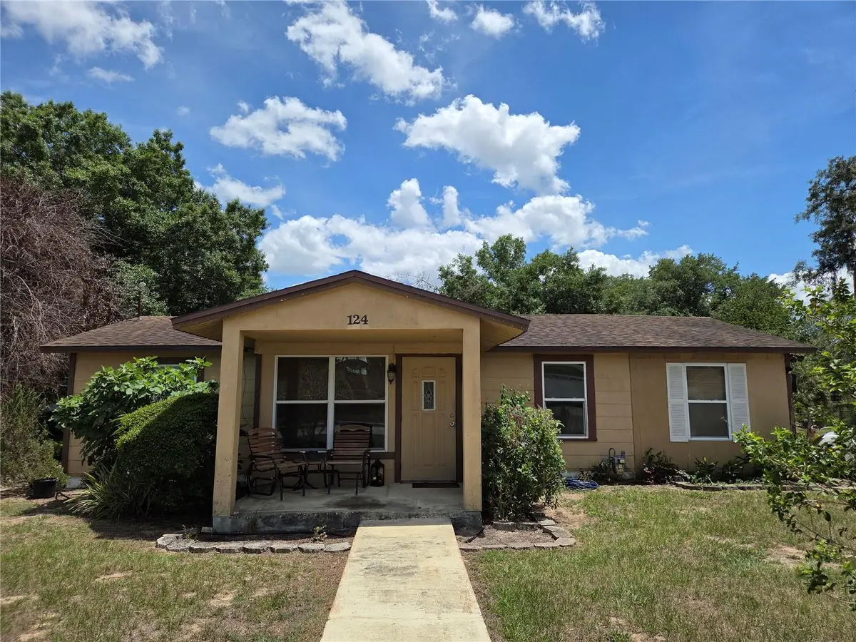 124 E F St, Frostproof, FL 33843 - #1