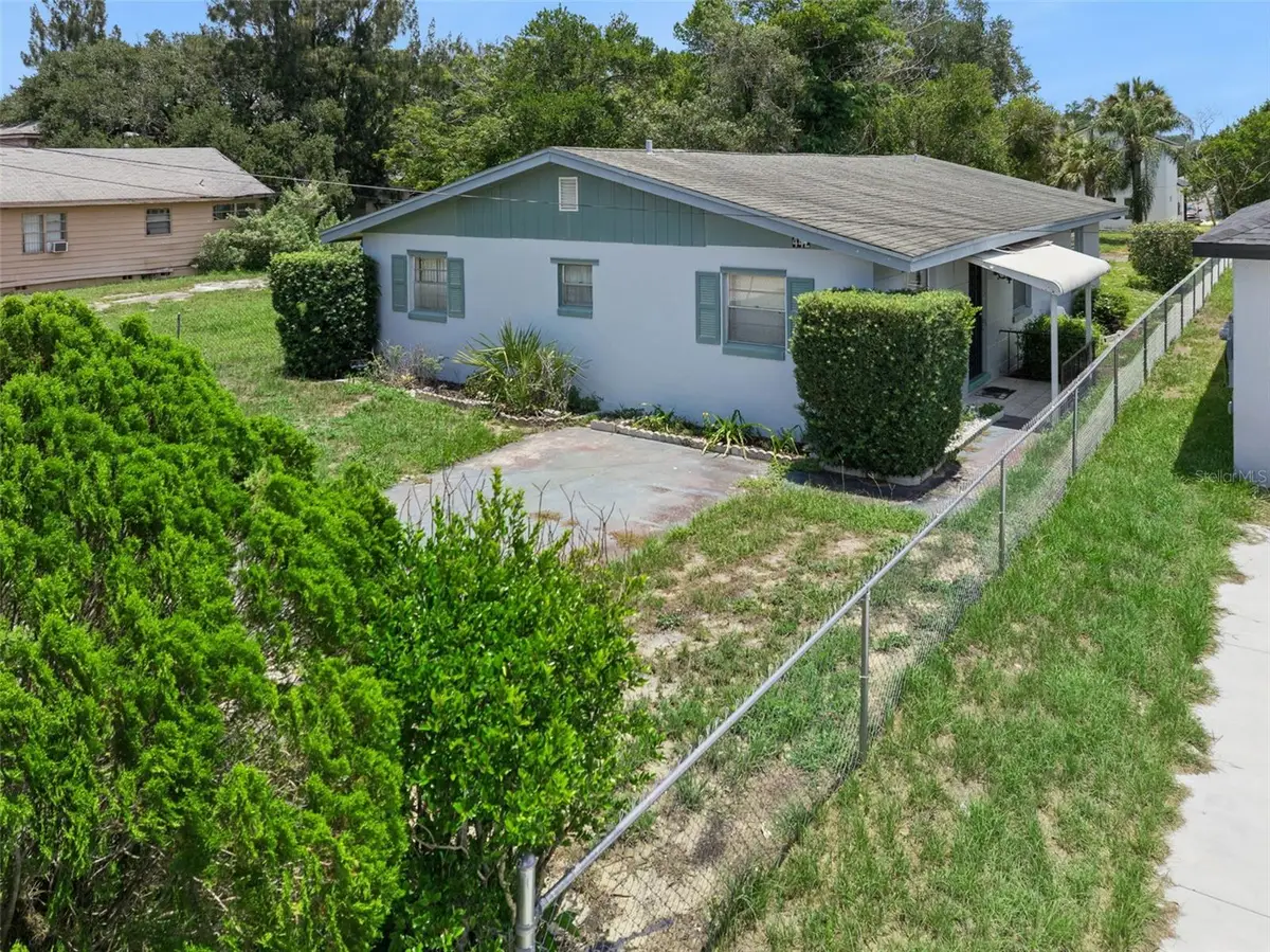 442 E Street, Lake Wales, FL 33853 - #1