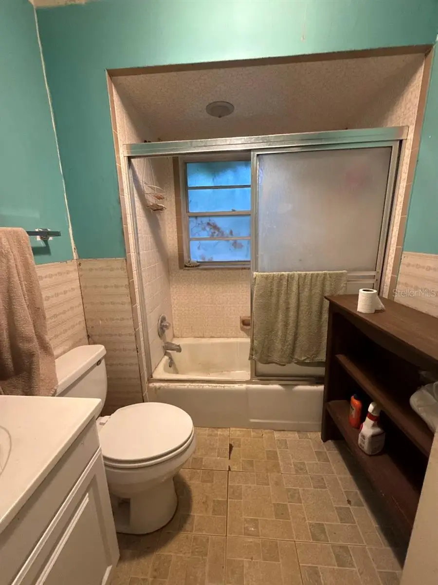 301 W Lemon Street, Bowling Green, FL 33834 - #2