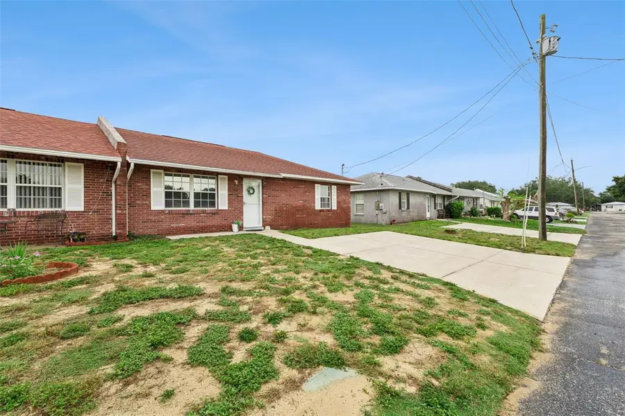1433 Thousand Roses Avenue W, Lake Wales, FL 33853 - #2