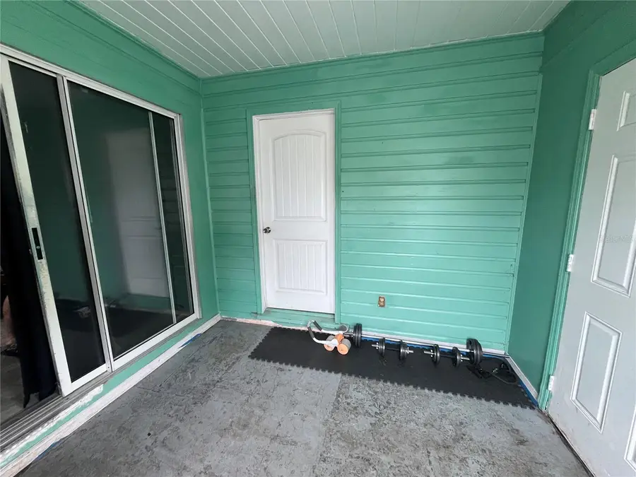 33 W Johnson Avenue, Lake Wales, FL 33853 - #3