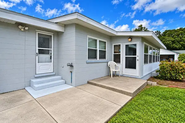 1325 Lake Shipp Dr N, WINTER HAVEN, FL 33880