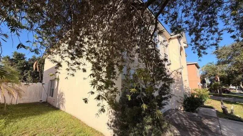 325 Thomasdale Ave, Haines City, FL 33844 - #3