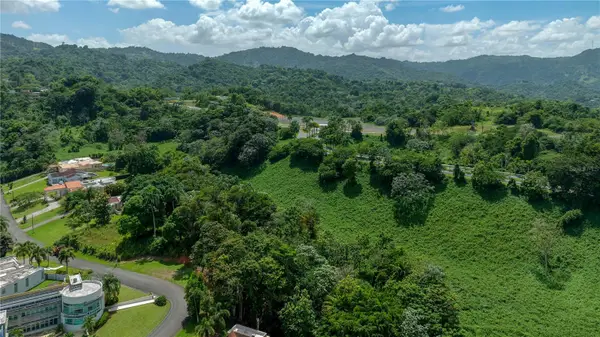 Lot-C42/43 Valle Escondido, GUAYNABO, PR 00971