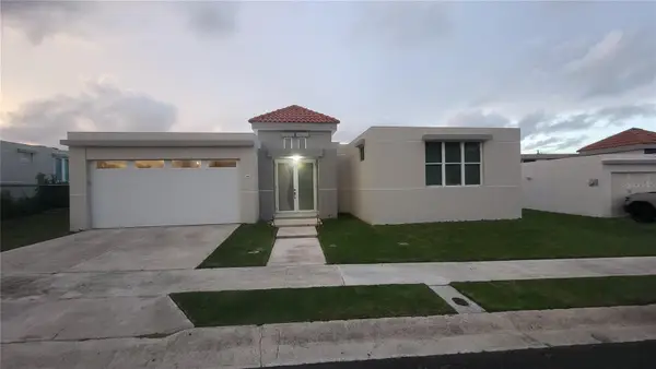 409 Via Sol 409 Via Sol, LUQUILLO, PR 00773