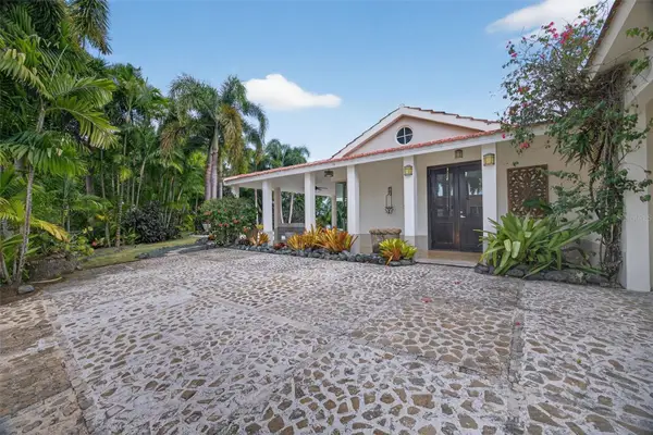 114 Los Lotos Street, DORADO, PR 00646