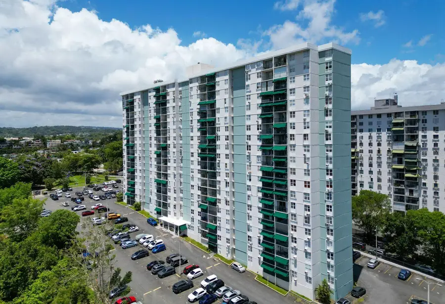 3 Calle Hortensia #18E, San Juan, PR 00926 - Image #2