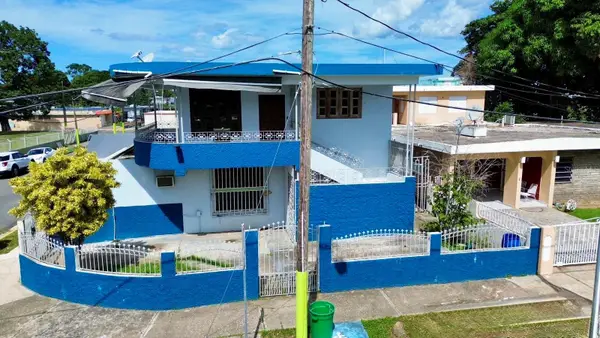 79 Urbanizacion Catalana, BARCELONETA, PR 00617