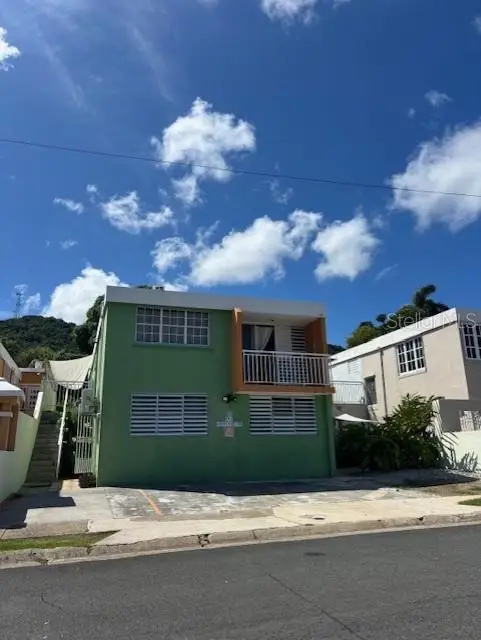 #d-9  Calle 8 Urb. Altamira, FAJARDO, PR 00738