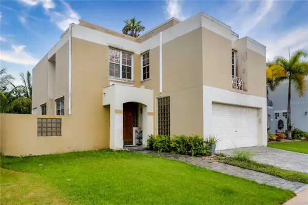 7061 Via Playera Camino Del Mar, TOA BAJA, PR 00949