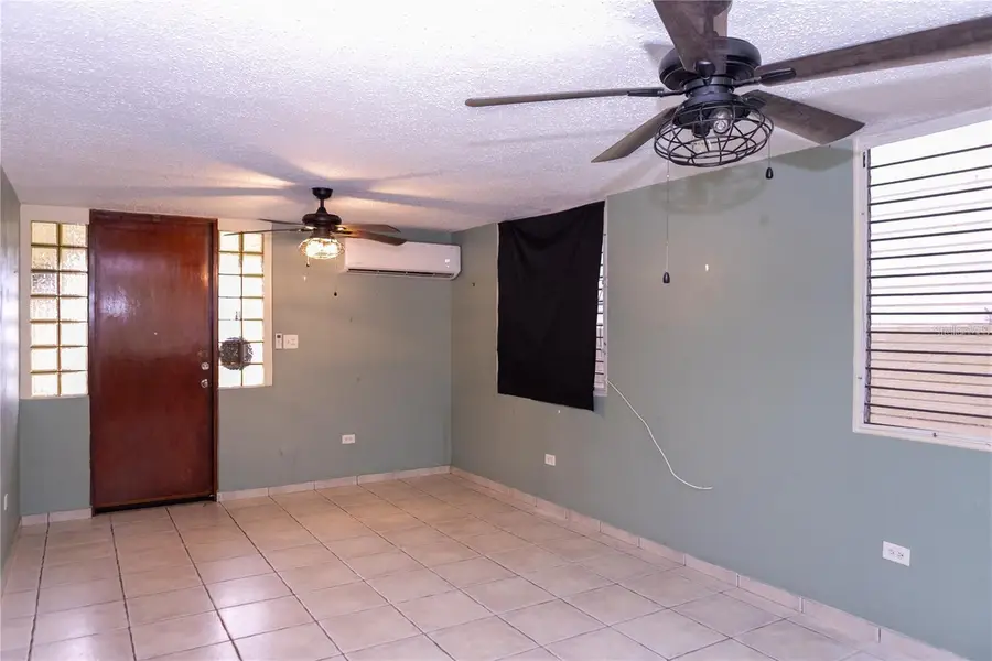 7061 Via Playera Camino Del Mar, Toa Baja, PR 00949 - Image #3