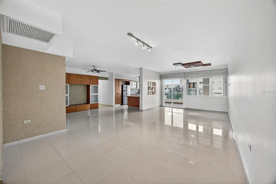 592 Ave. Tte Cesar Luis Gonzalez #411, San Juan, PR 00918 - Image #2