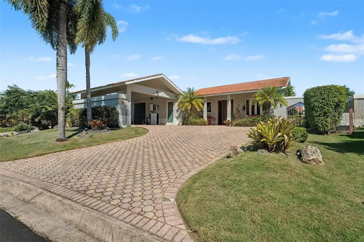 33 Camino Las Tortolas, Dorado, PR 00646 - Image #1