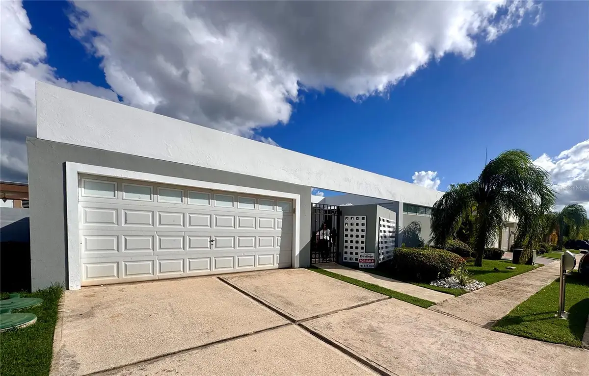 Ciudad Jardn III Calle Verbena #430, Toa Alta, PR 00953 - Image #1