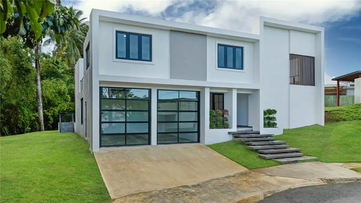 15 San Isaac Street, San Juan, PR 00927 - Image #1