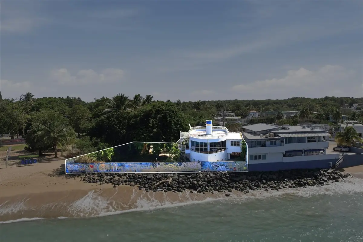 Casa Barco Calle Mar Bella, Vega Baja, PR 00693 - Image #1