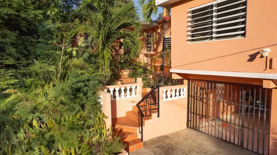 993 Calle 16, Vieques, PR 00765 - Image #2