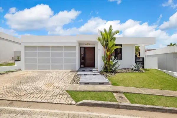 55 Reina Cristina La Villa De Torrimar, GUAYNABO, PR 00969