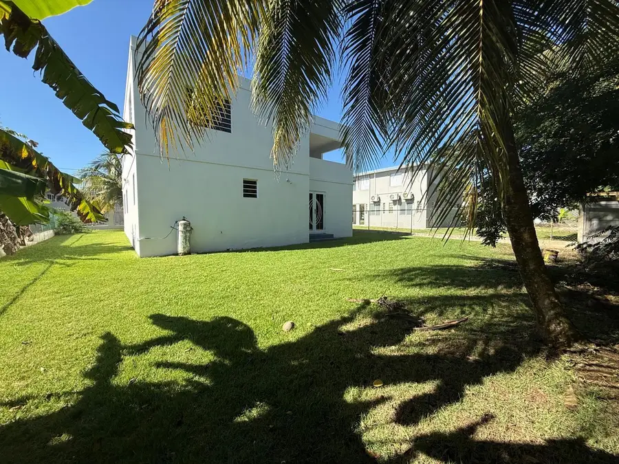 S12 Isaura Reyes Cerro Gordo, Vega Alta, PR 00692 - #3