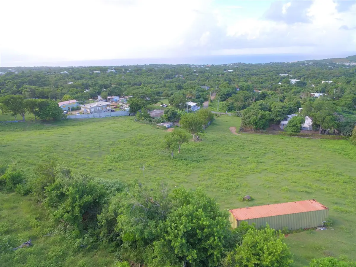 14 Calle 16, Vieques, PR 00765 - Image #1