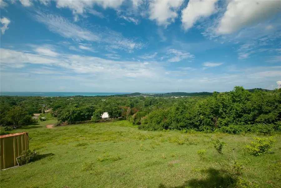 14 Calle 16, Vieques, PR 00765 - Image #3