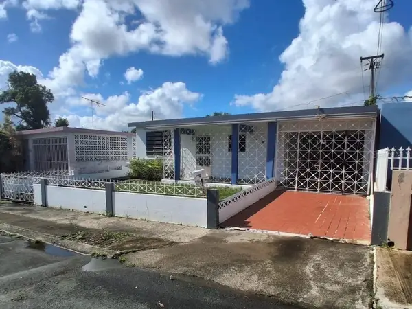 13 Bb-2, BAYAMON, PR 00957