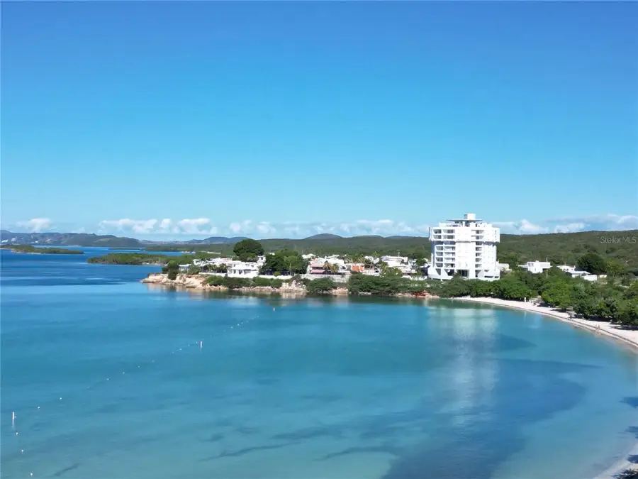 89 ST BARCAZA Cond. Torre De Playa Santa #302, Guanica, PR 00653 - Image #3