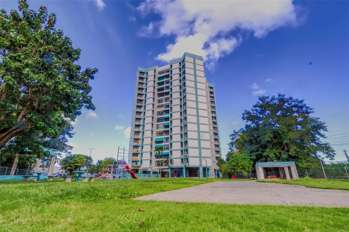 505 Condo. Torres De Carolina #505, Carolina, PR 00987 - Image #1