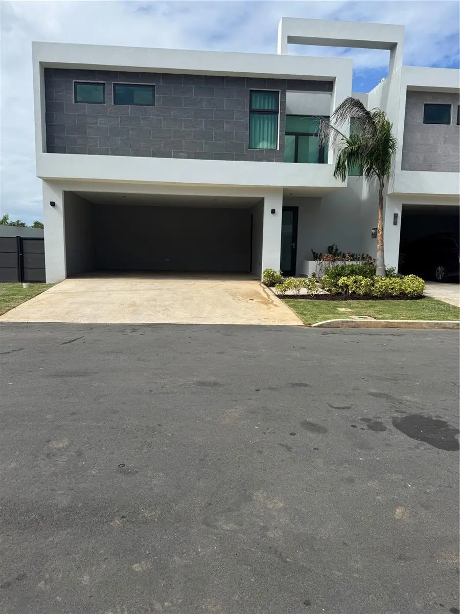 THE VILLAS At Rio #96, Bayamon, PR 00959 - Image #3