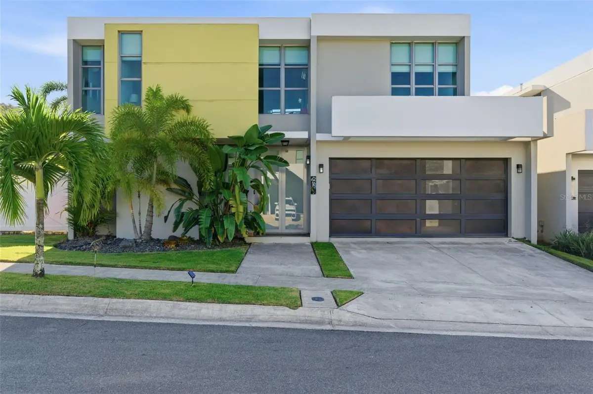 Calle Aurora Montecielo, Guaynabo, PR 00969 - #1