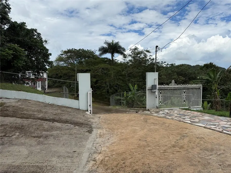 St 830 Bo Guaraguao Sect Alvarado, Bayamon, PR 00956 - Image #2