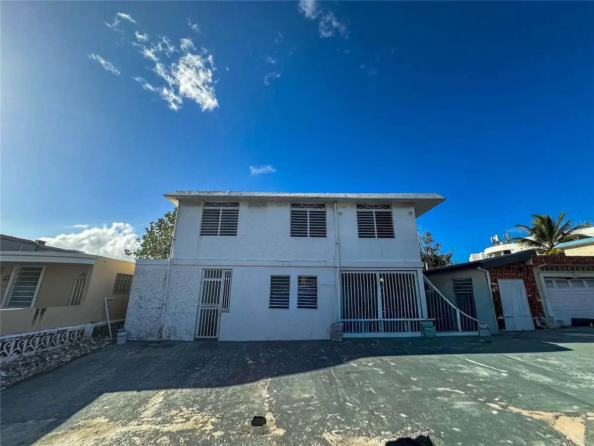 PASEO DORADO ST. Urb. Levittown #1674, Toa Baja, PR 00949 - #1