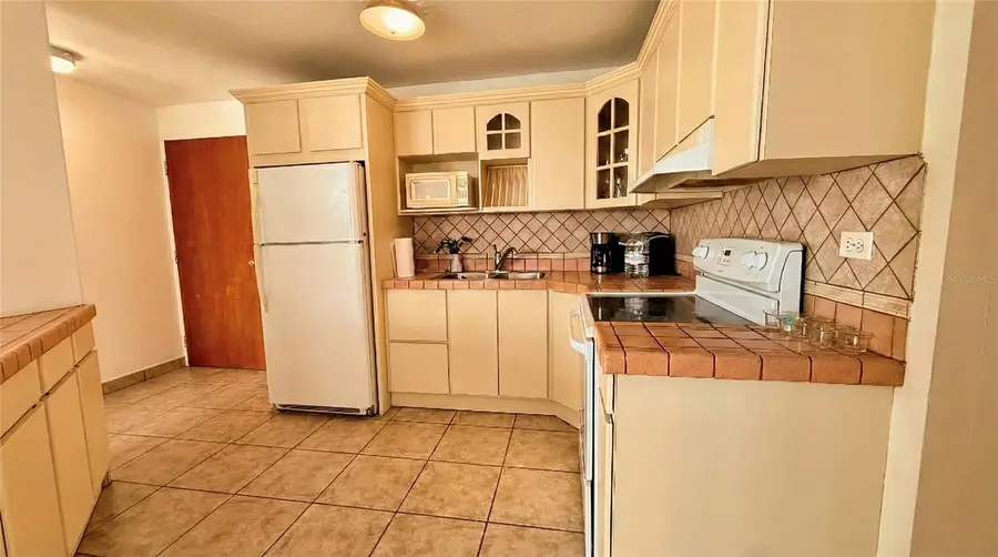 424 Calle Ensenada #713, San Juan, PR 00920 - Image #3