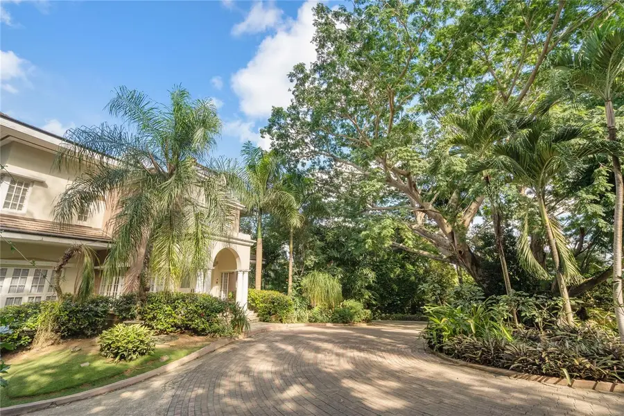 513 Tintillo Street Street, Bayamon, PR 00960 - Image #2