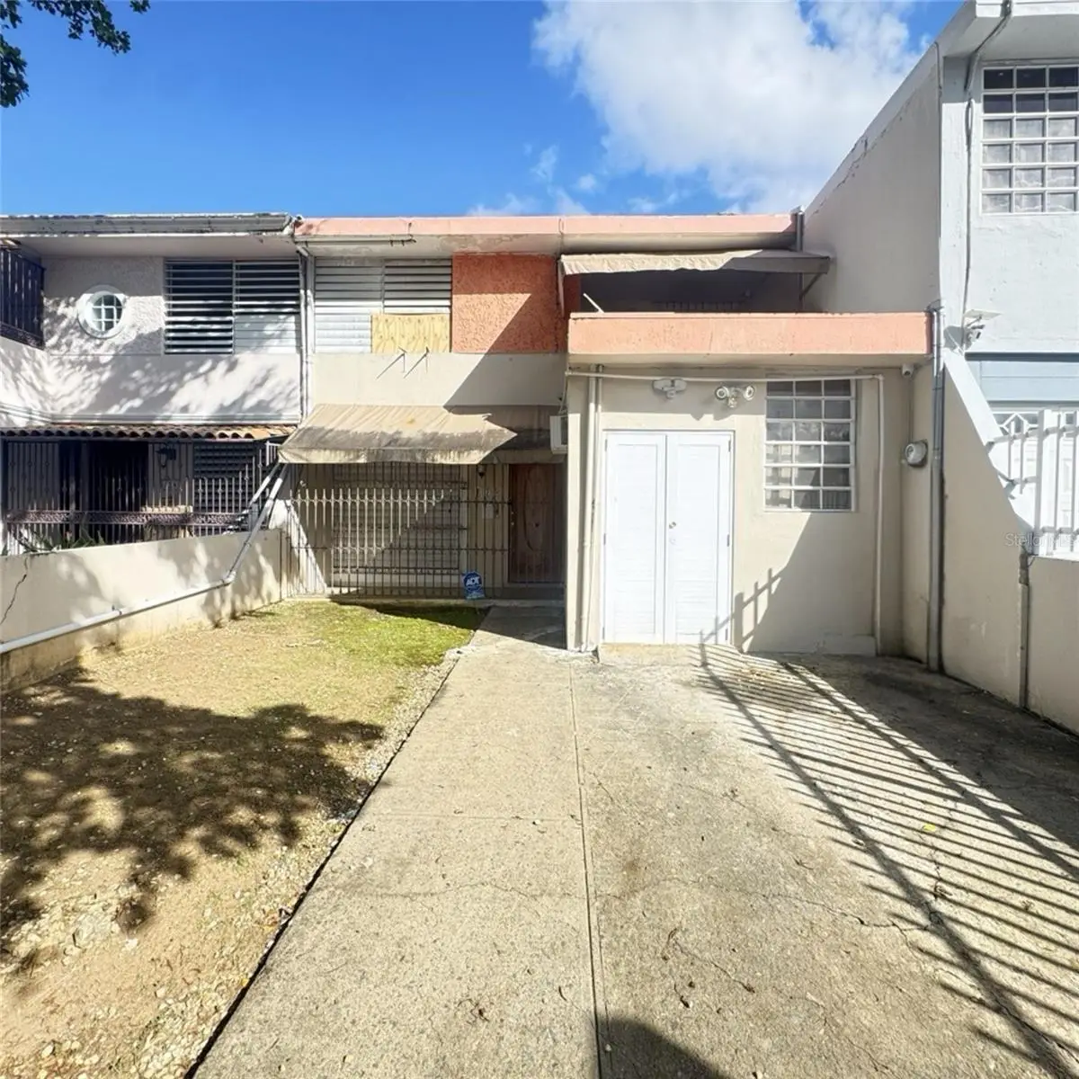 P2400FS Valle Arriba Heights Flamboyan St. #AZ-9, Carolina, PR 00983 - Image #1