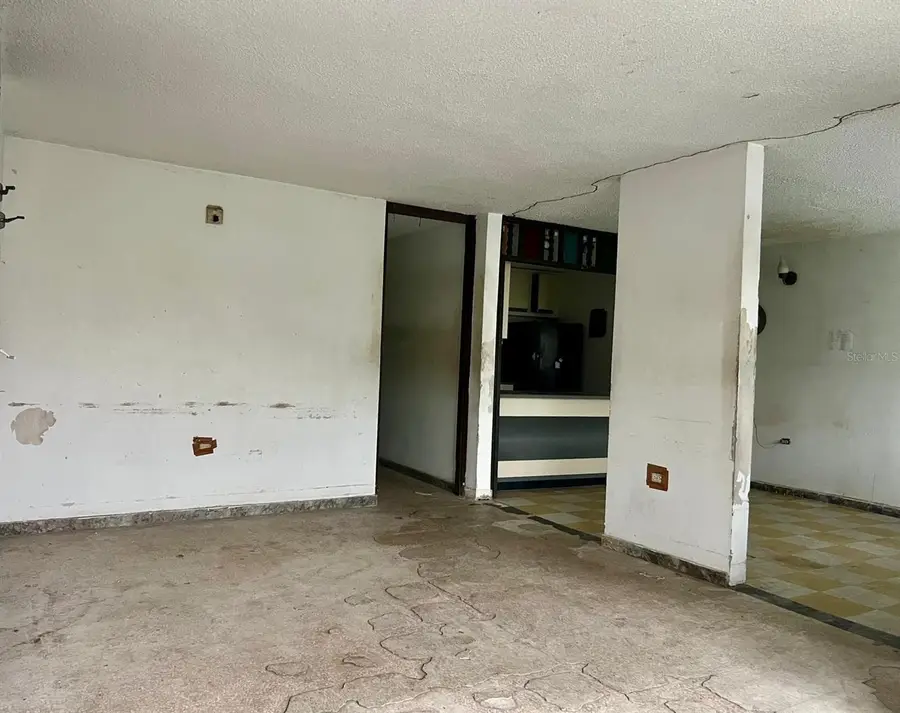 4 Calle Street, Bayamon, PR 00961 - Image #2