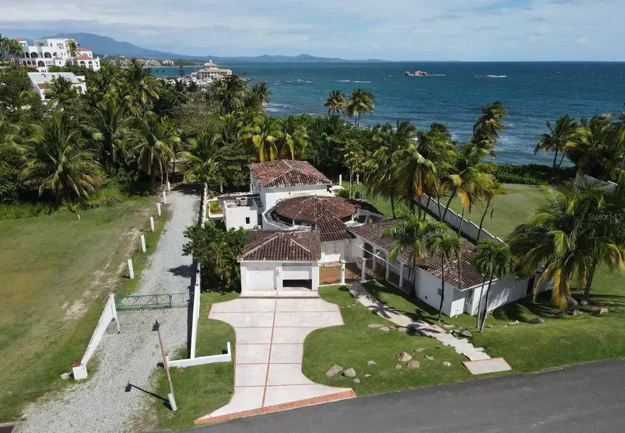 1 Surfside #15, Humacao, PR 00791 - Image #2