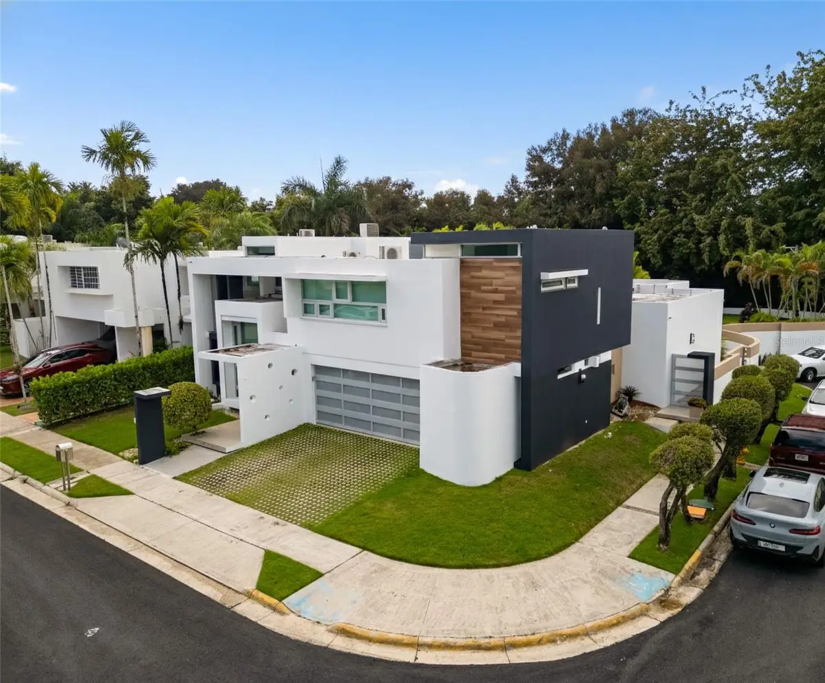 2 street El Mirador, San Juan, PR 00926 - Image #1